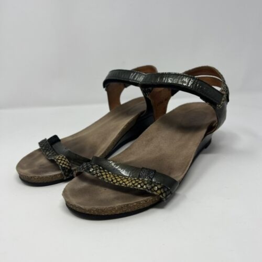 Taos Gala 40 EU 9/9.5 US Graphite Metallic Wedge Sandals Ankle Strap Shoes